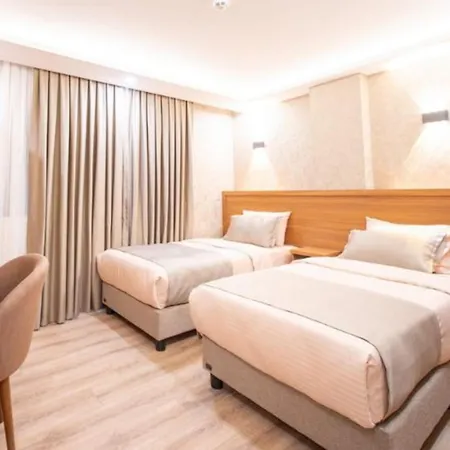 Hotel Bonassera And *